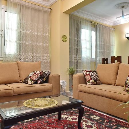 Two-Bedroom Apartment At Mohamed Farid Street 카이로 외부 사진